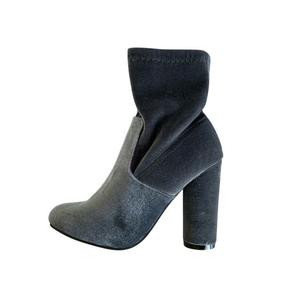 Forever Gray Velour Block Heel Almond Shaped Toe Sock Ankle Booties Size 6.5 - Picture 10 of 11